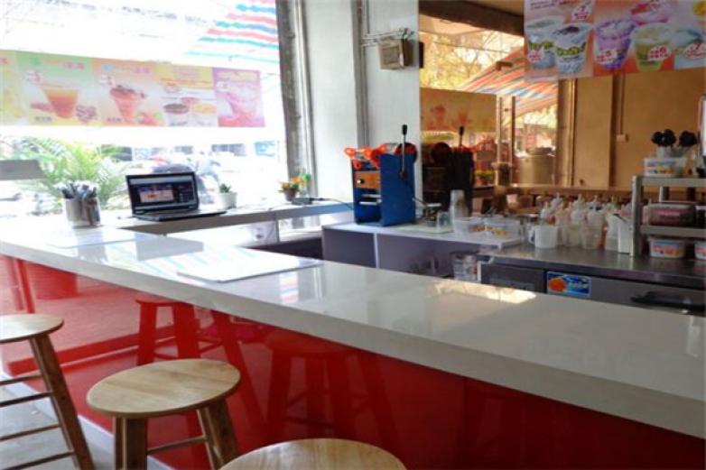 狮头鱼尾酸奶吧